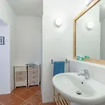 Redinoce Villa *